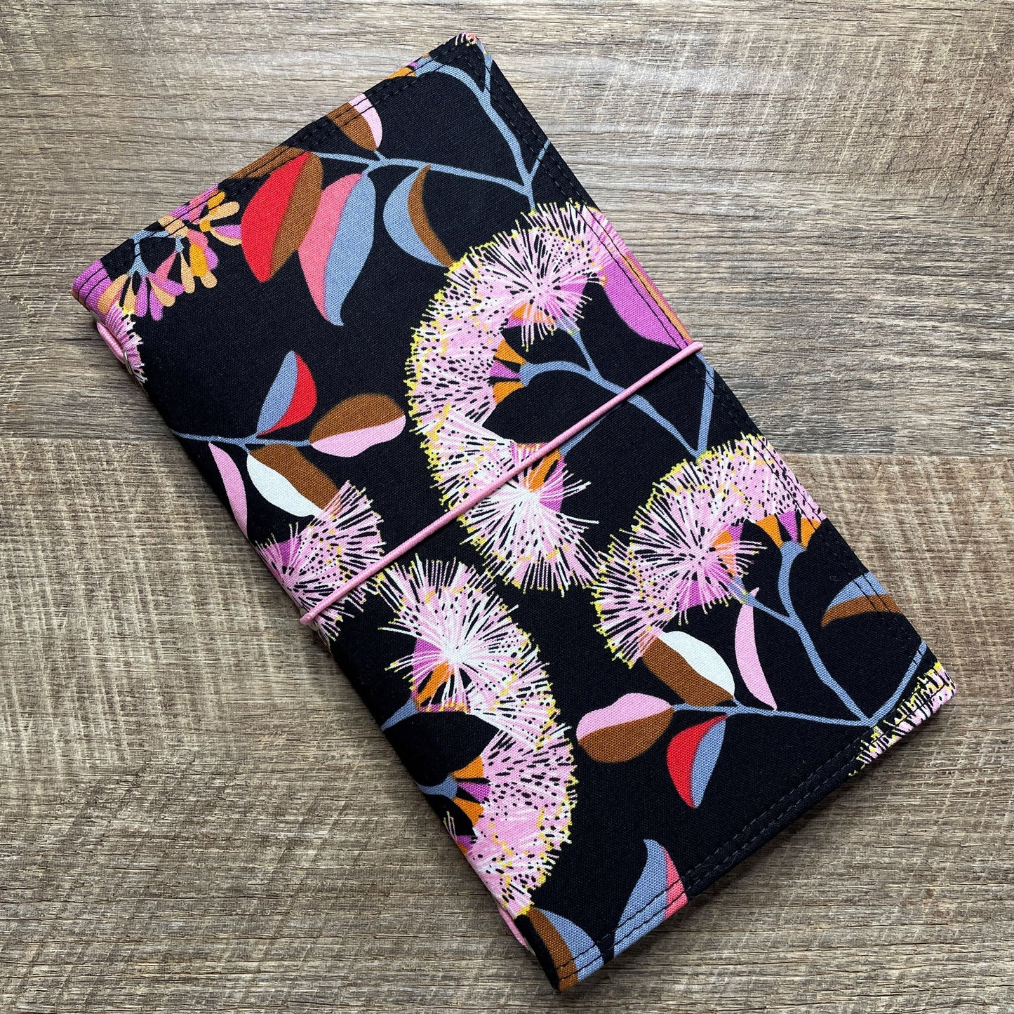 Wilddori Traveler's Notebook Cover Gum Tree