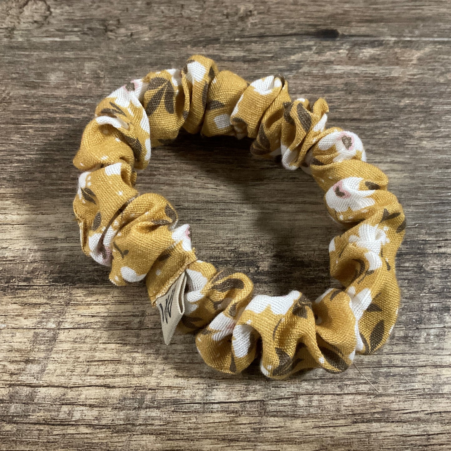 Scrunchies - Mustard & White Floral