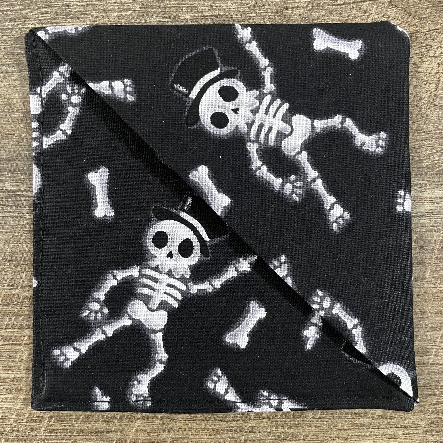 Fabric Corner Bookmark - Dancing Skeleton