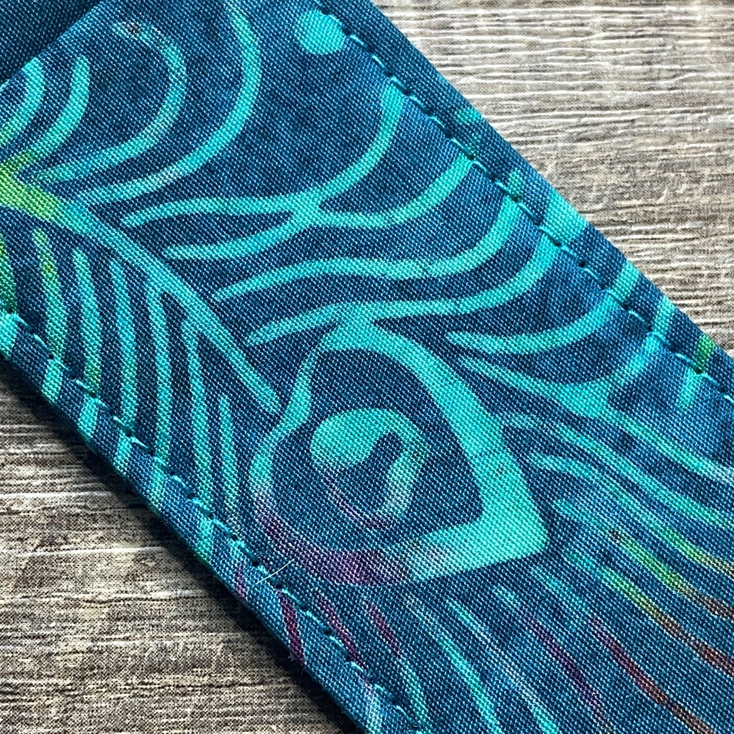 Lip Balm Holder Keyring - Turquoise Peacock Feather