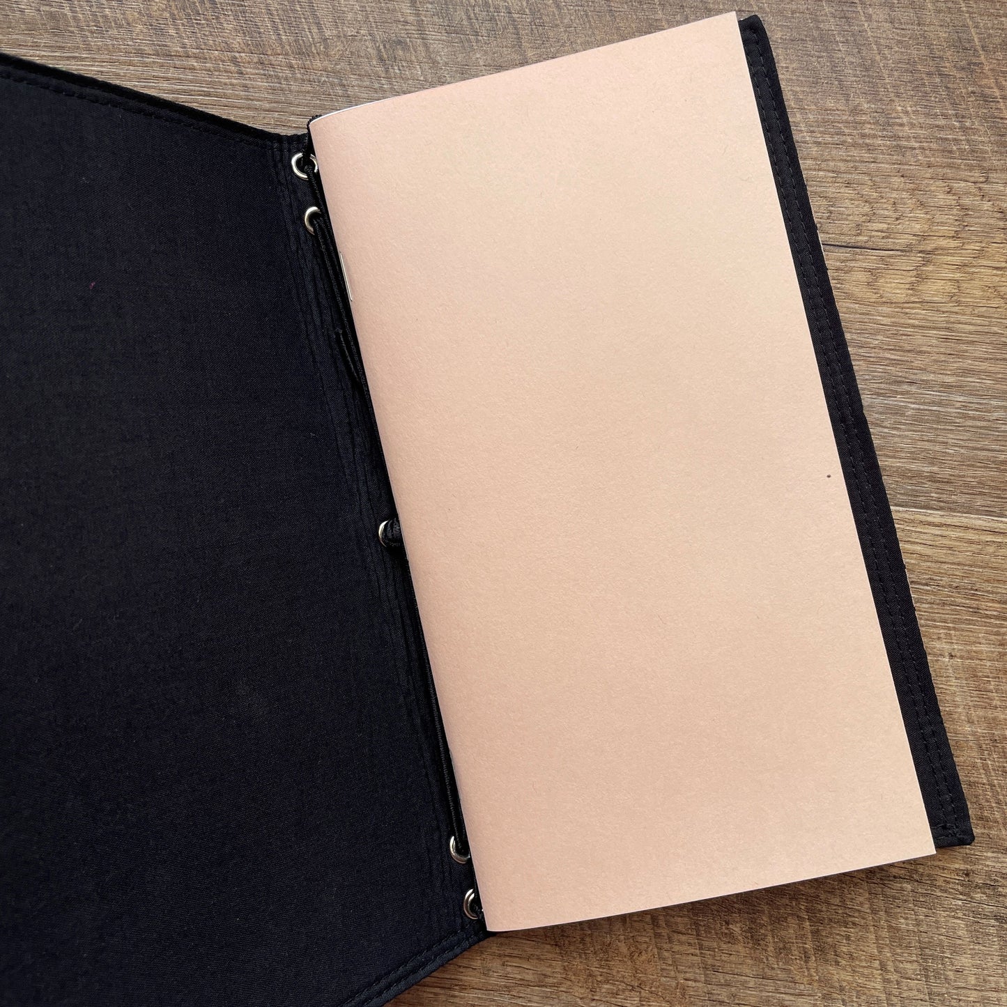 Wilddori Traveler's Notebook Cover Pencil End