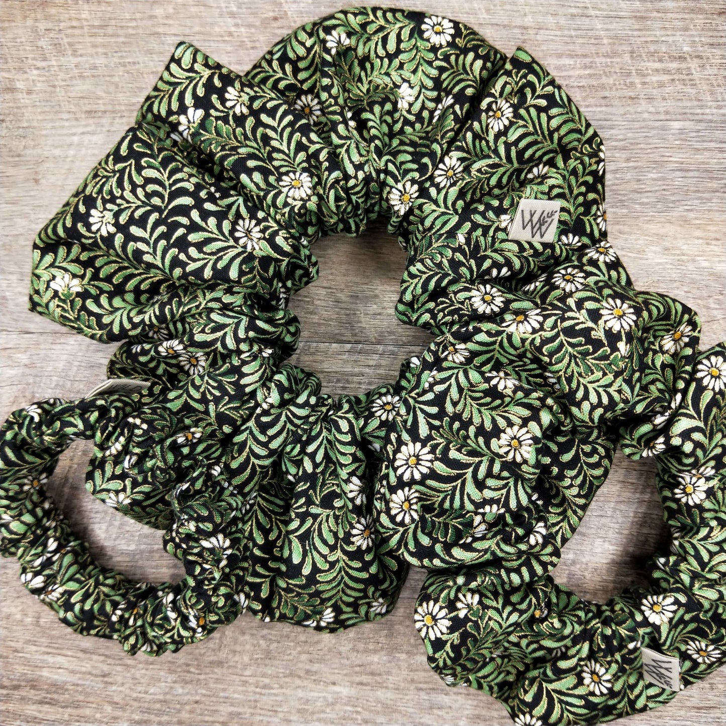 Scrunchies - Daisy Leaf