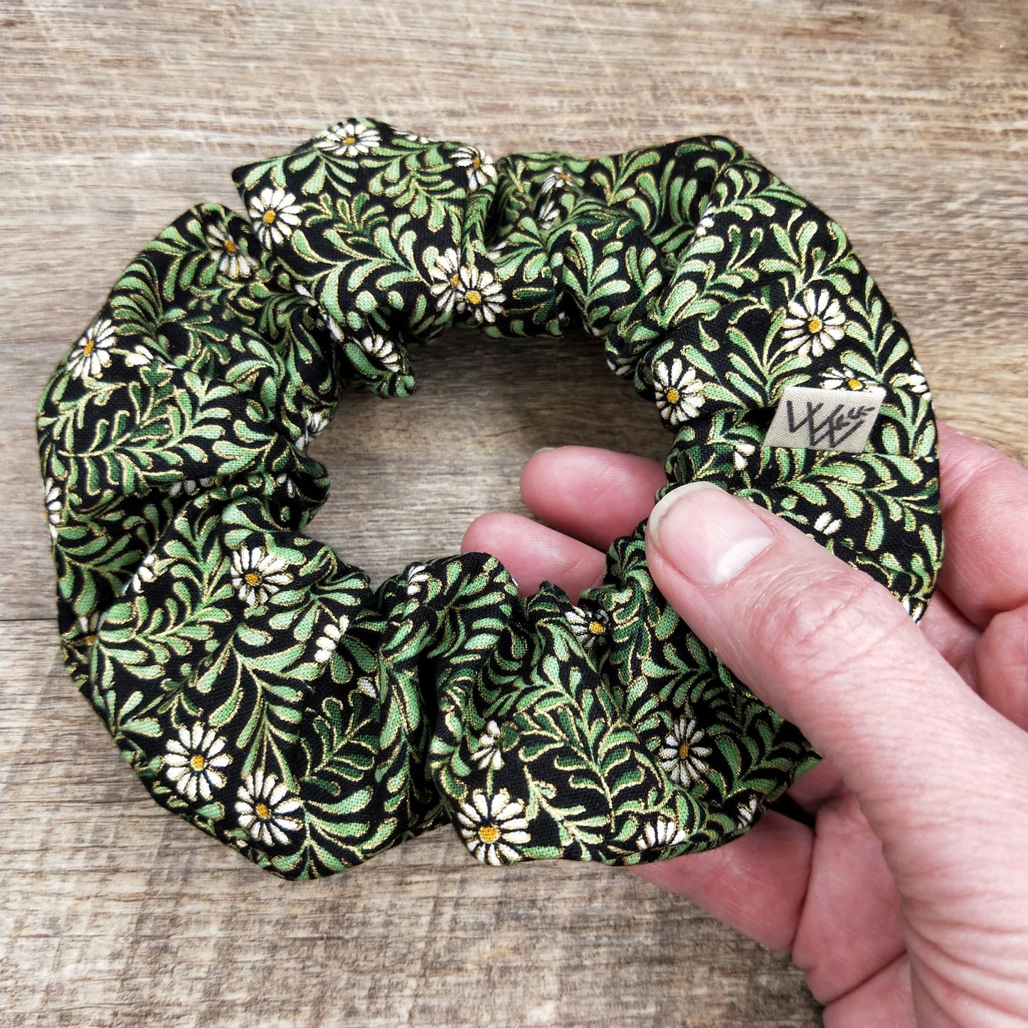 Scrunchies - Daisy Leaf