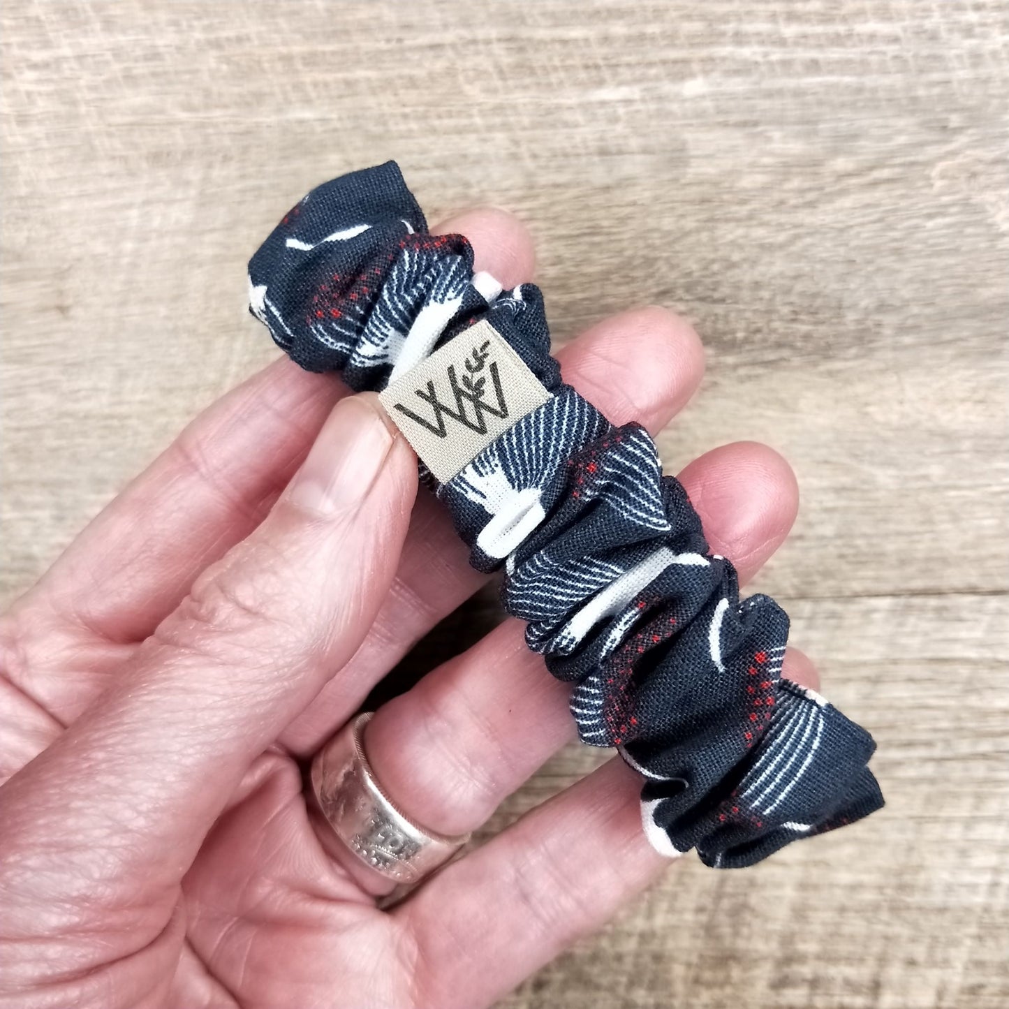 Scrunchies - Navy Gum Blossom