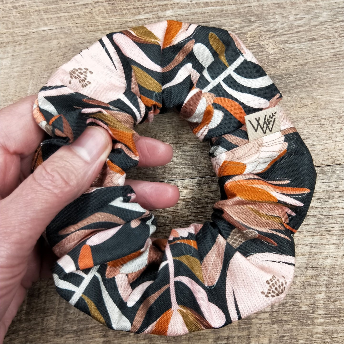 Scrunchies - Navy Banksia