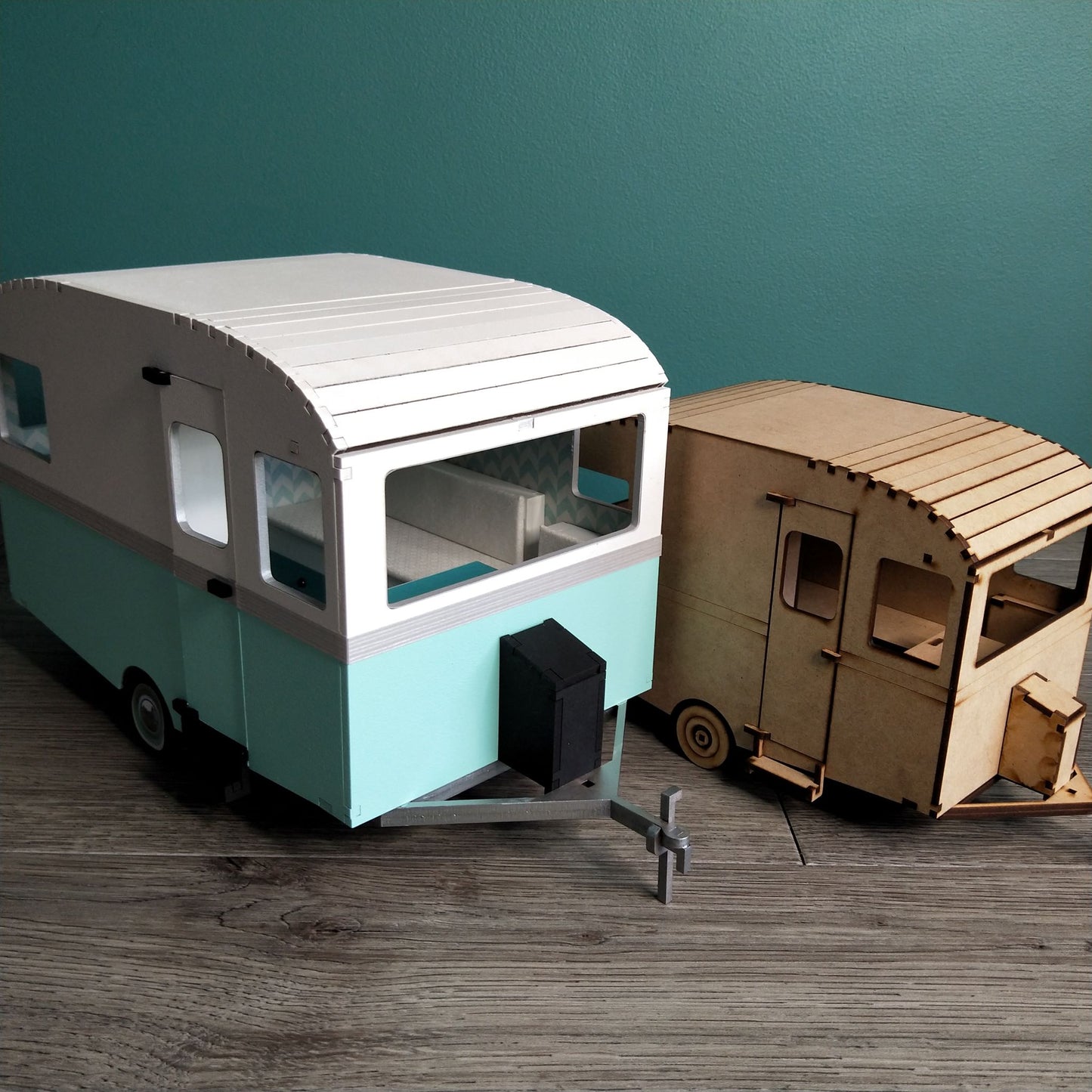 DIY KIT Retro Mini Wooden Caravan