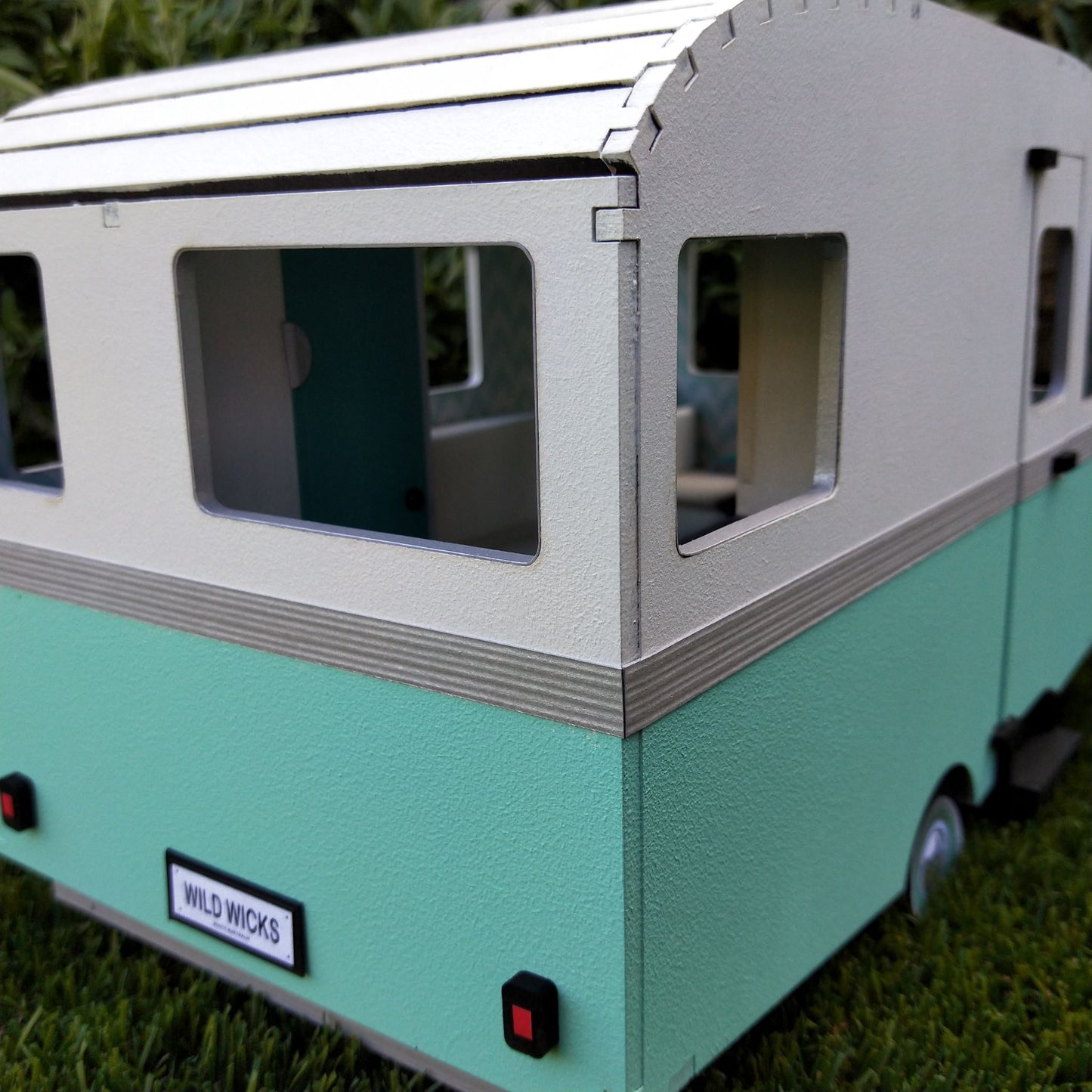 DIY KIT Retro Mini Wooden Caravan