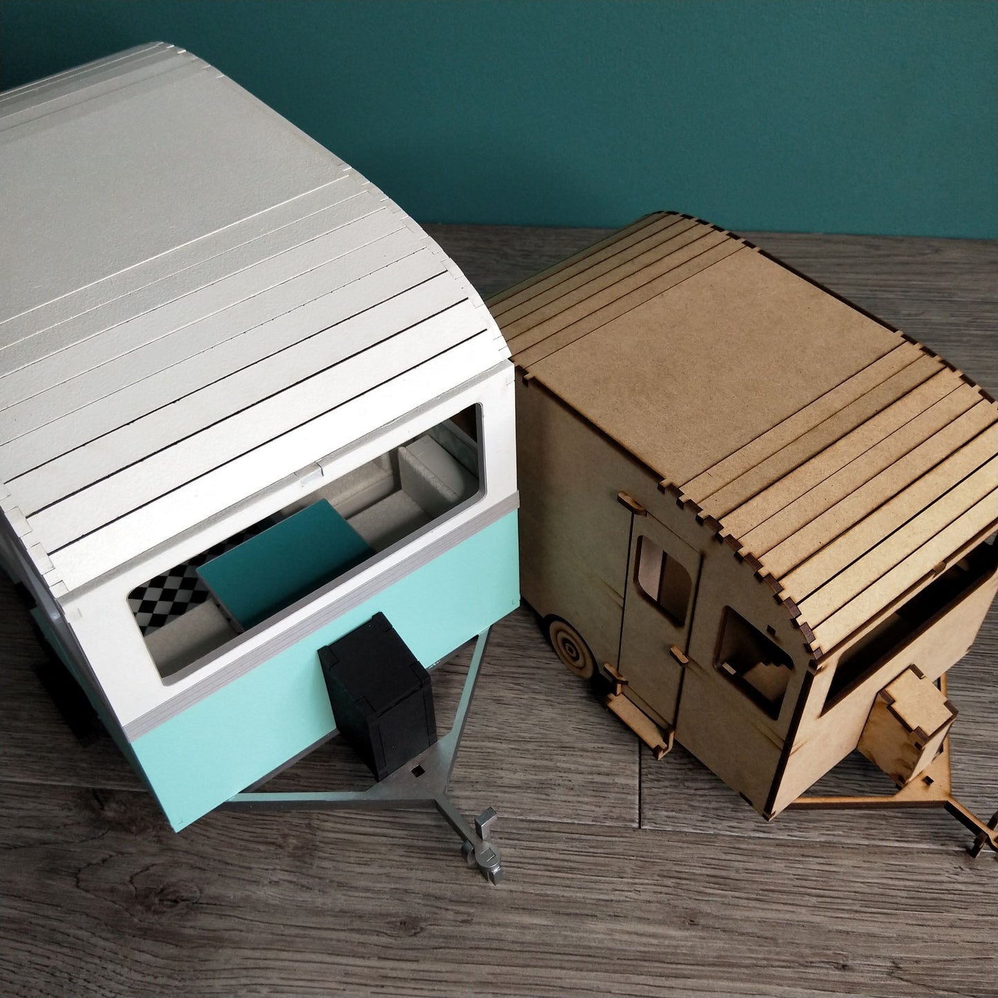 DIY KIT Retro Mini Wooden Caravan