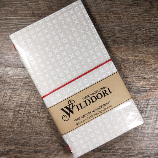 Wilddori Traveler's Notebook Cover Calico Hugs and Kisses