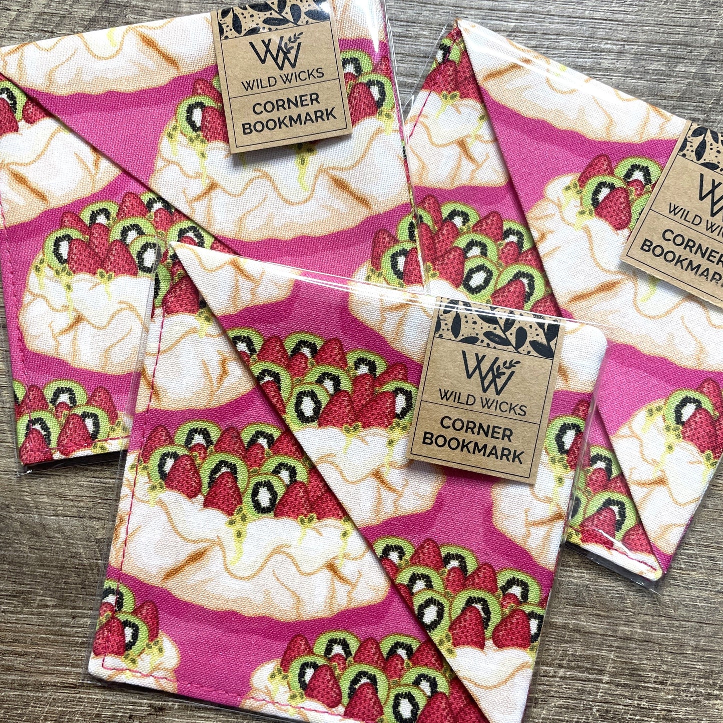 Fabric Corner Bookmark - Fruit Pavlova