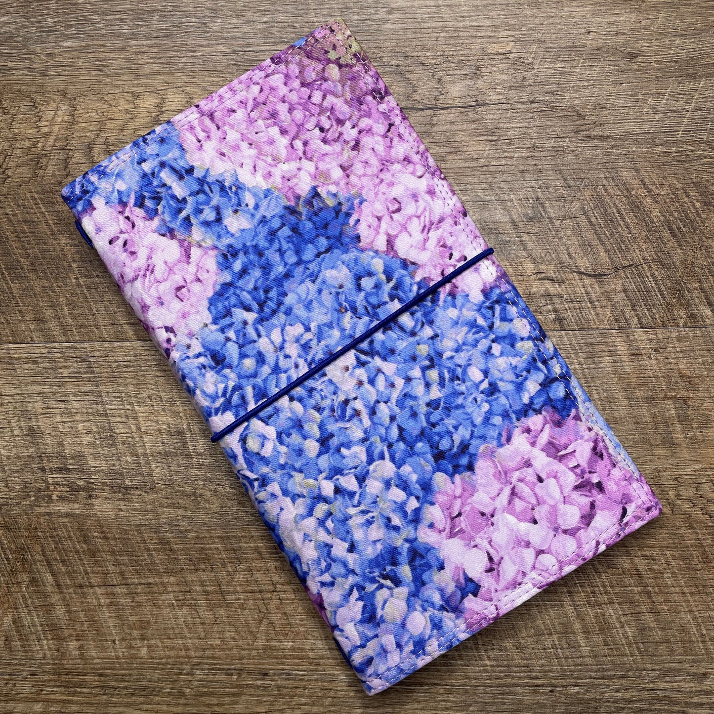 Wilddori Traveler's Notebook Cover Hydrangea