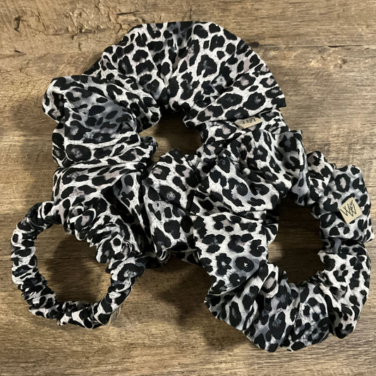 Scrunchies - Black & White Leopard