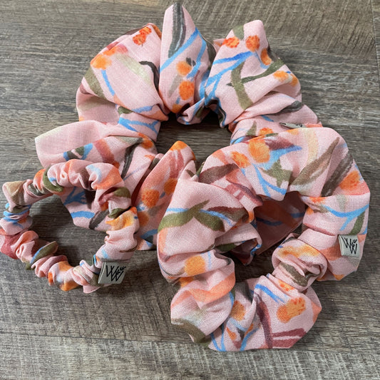 Scrunchies - Peach Leafy Blossoms