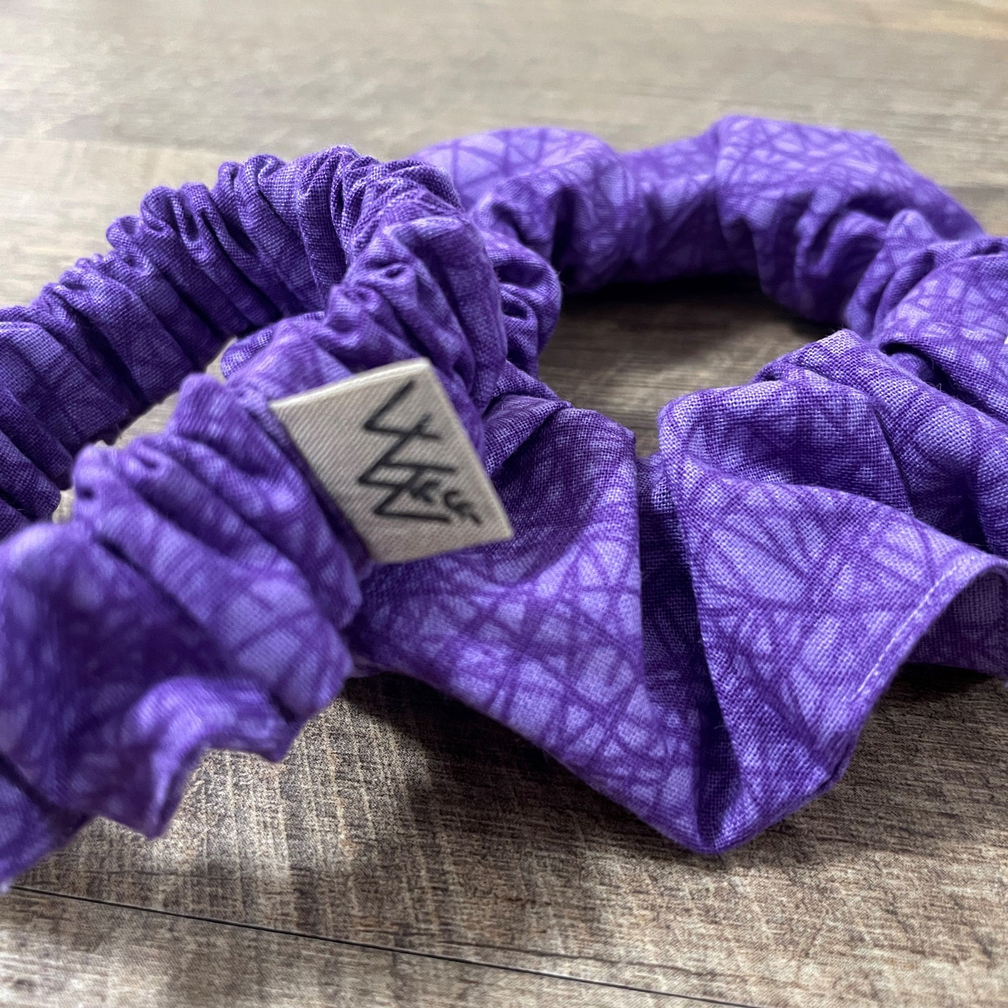 Scrunchies - Dark Purple Abstract Lines