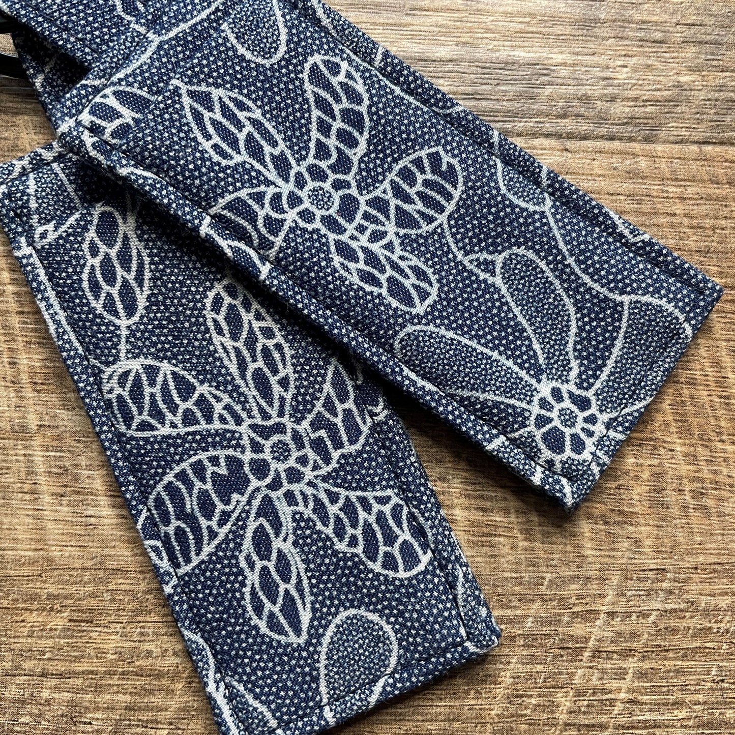 Lip Balm Holder Keyring - White & Navy Floral Abstract