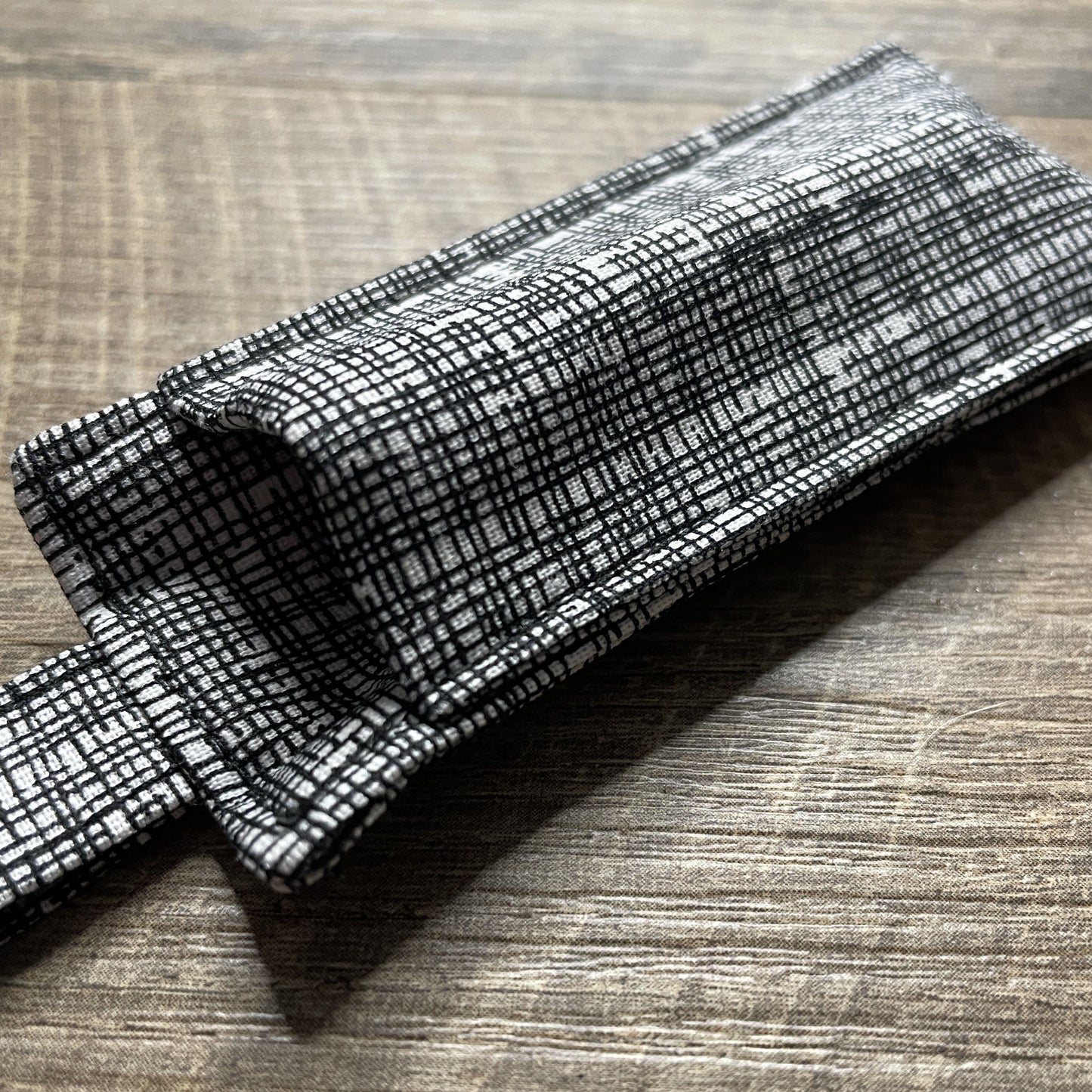 Lip Balm Holder Keyring - Black and White Cross Hatch