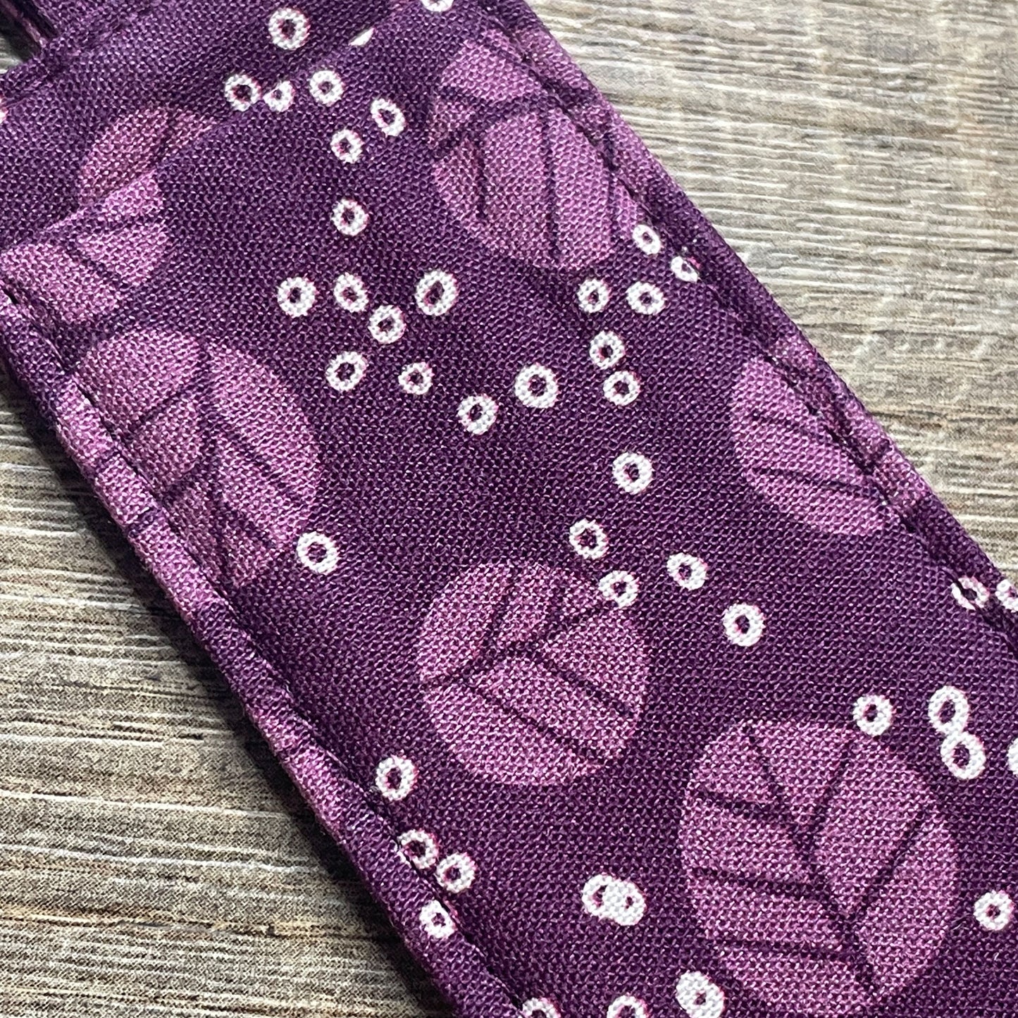 Lip Balm Holder Keyring - Plum Leaf