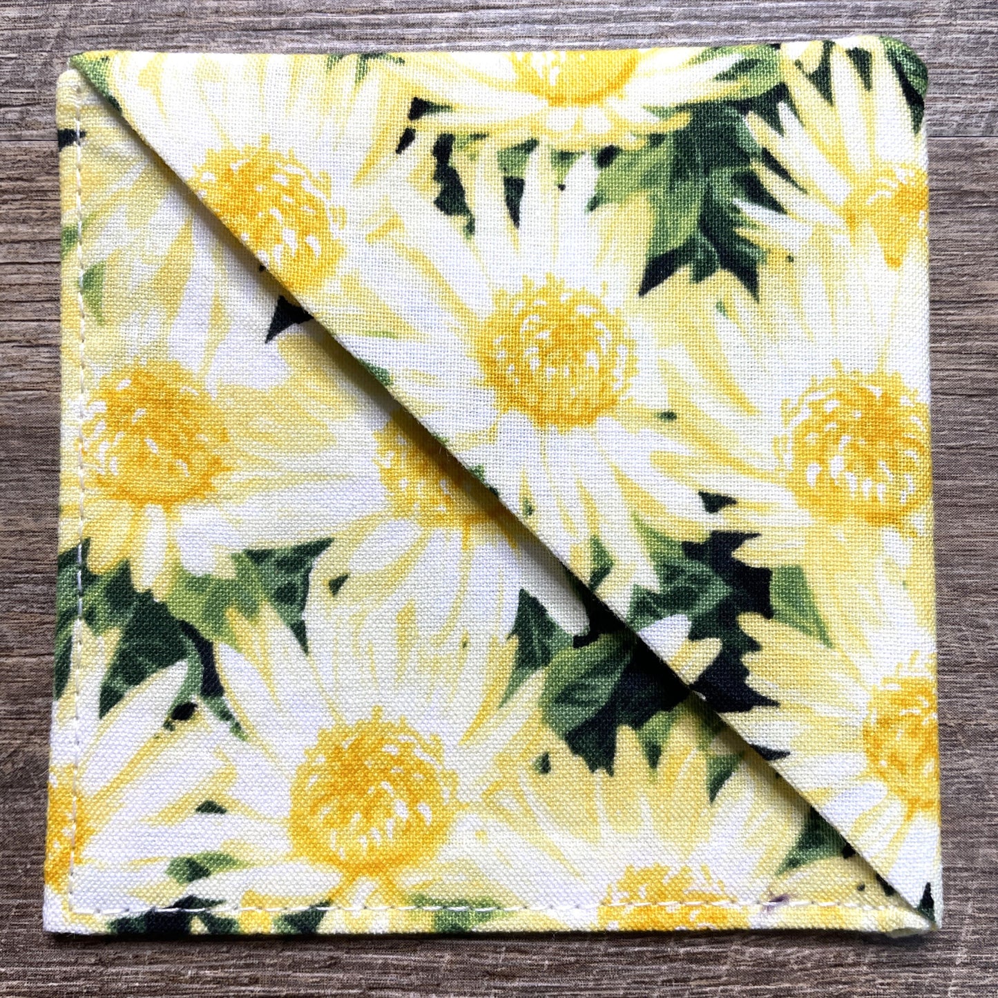 Fabric Corner Bookmark - Yellow Daisy