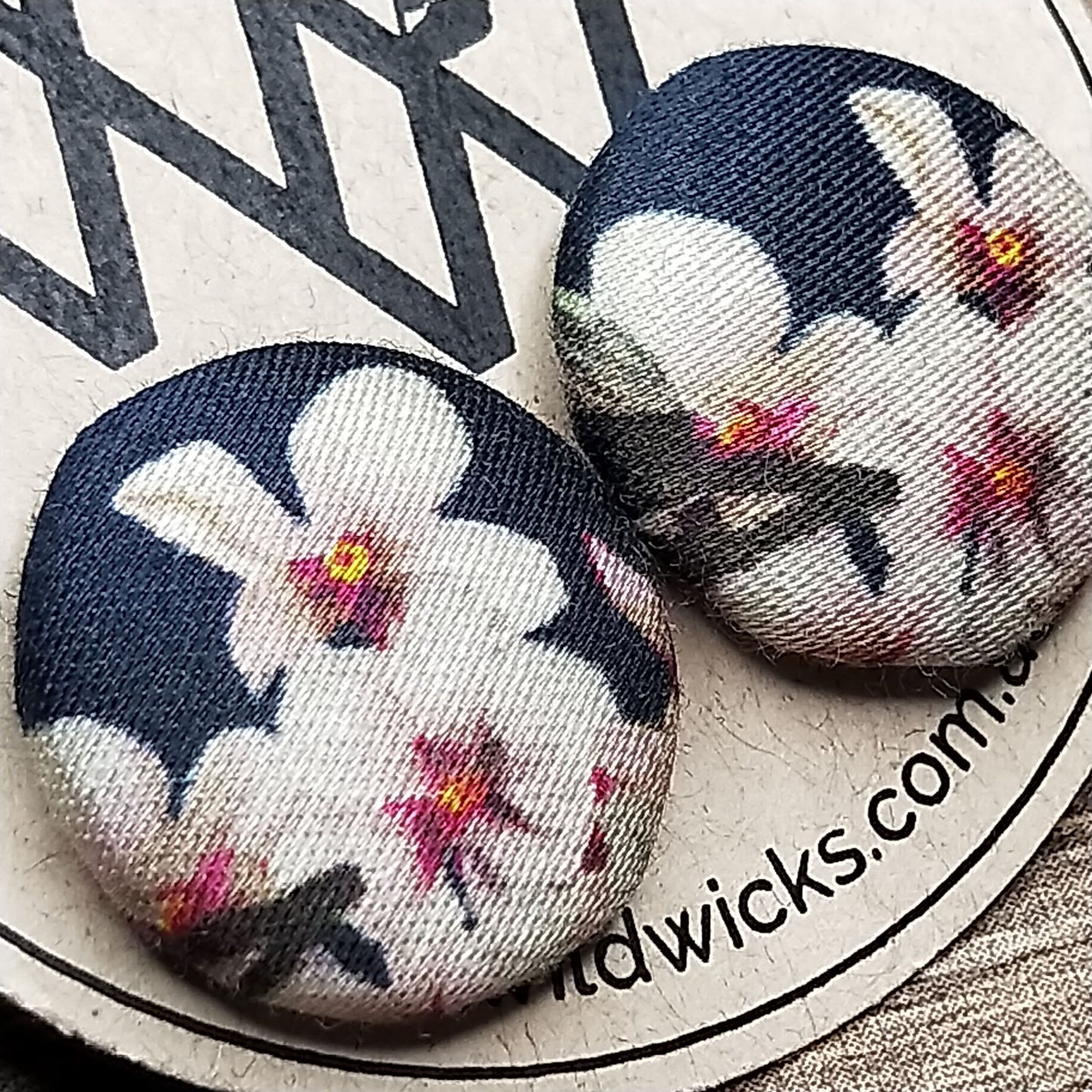 Wildears Fabric Covered Button Earrings Vintage Floral 9 19mm