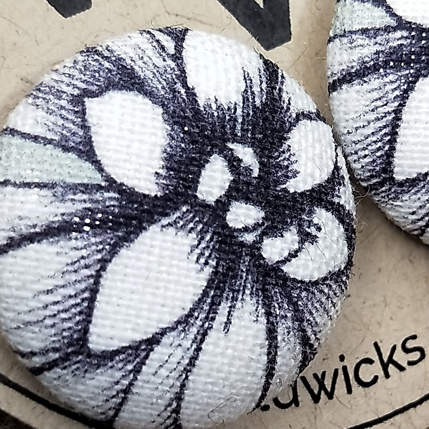 Wildears Fabric Covered Button Earrings Flower 19mm