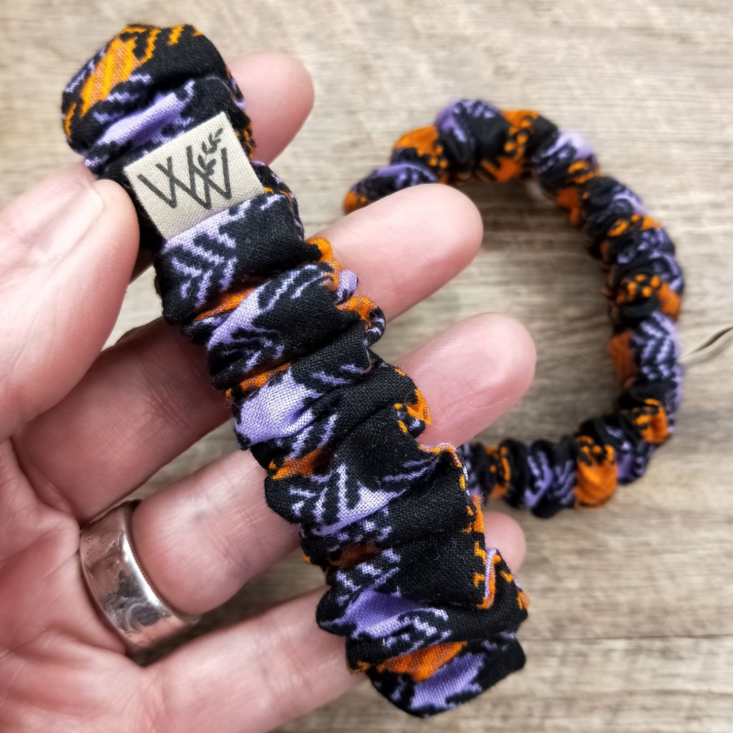 Scrunchies - Halloween Houndstooth