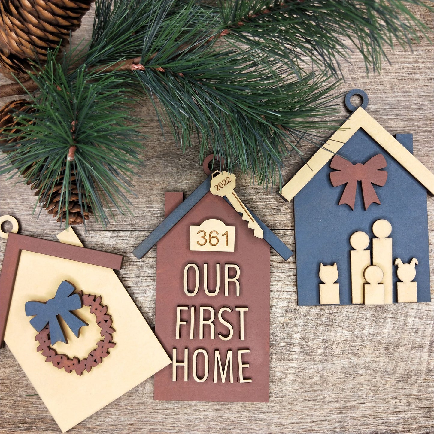 DIY Wooden Christmas House Decorations