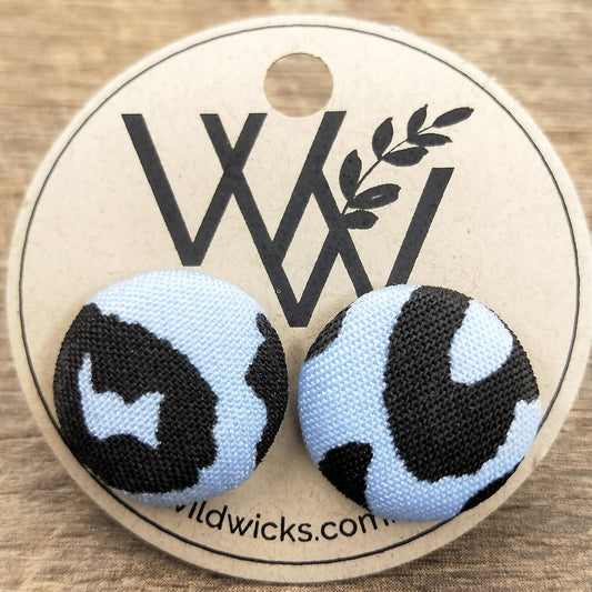 Wildears Fabric Covered Button Earrings Light Blue Leopard 19mm