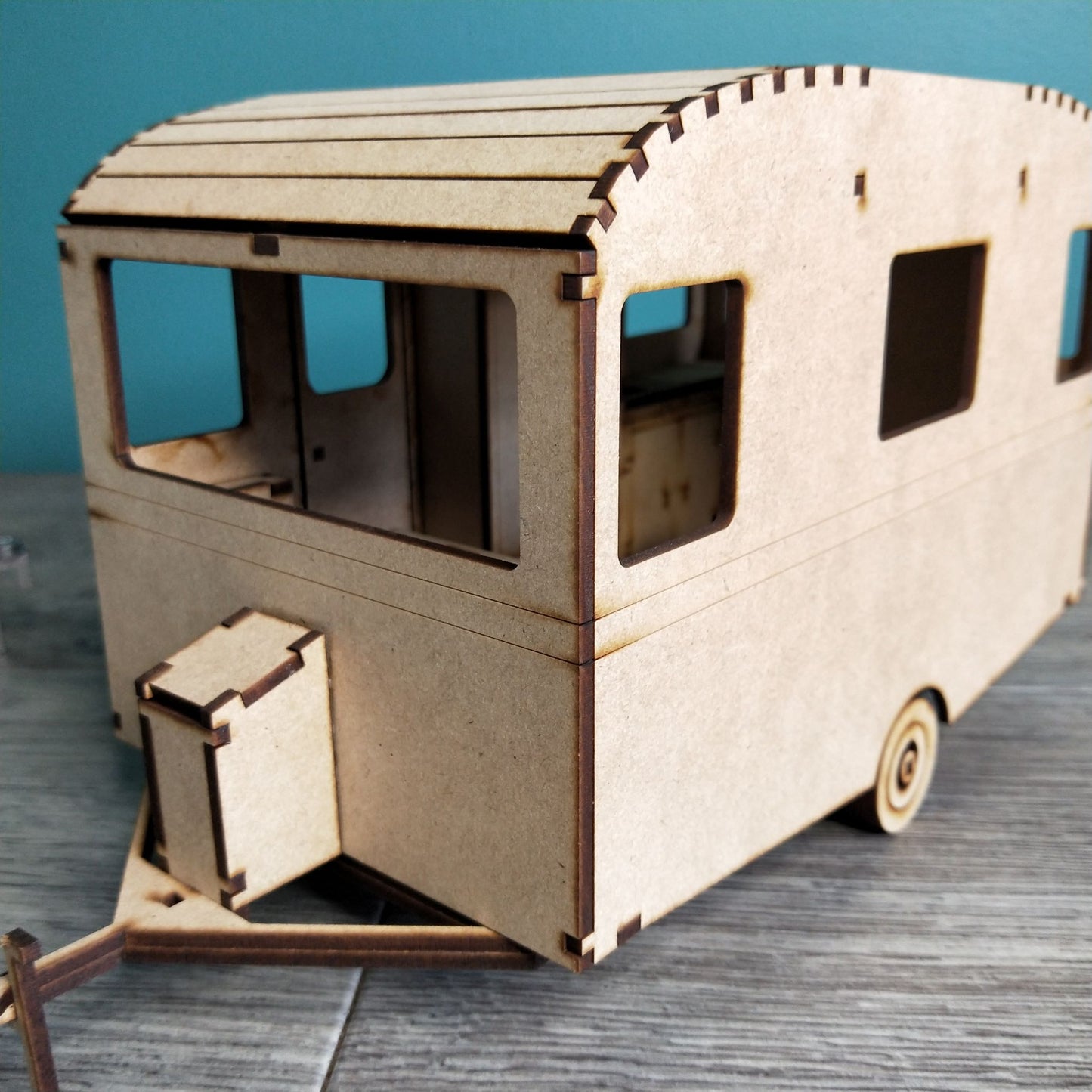 DIY KIT Retro Mini Wooden Caravan